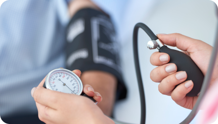 Control de presión arterial e hipertensión en consulta de Medicina Interna UC CHRISTUS